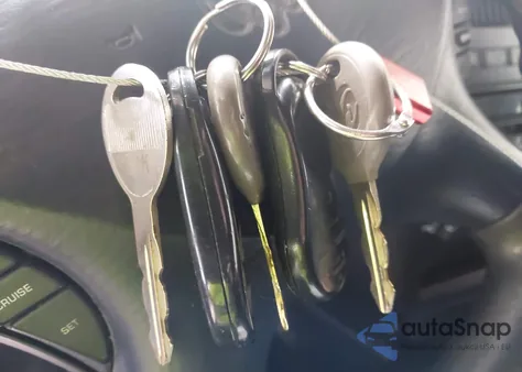 2003 Dodge Grand Caravan Sport from USA, damaged, VIN 1D4GP44363B310624